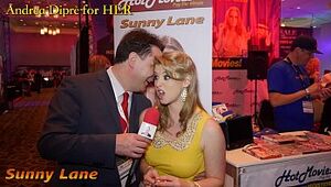 Sunny Lane gives a blowjob lesson for Andrea Diprè